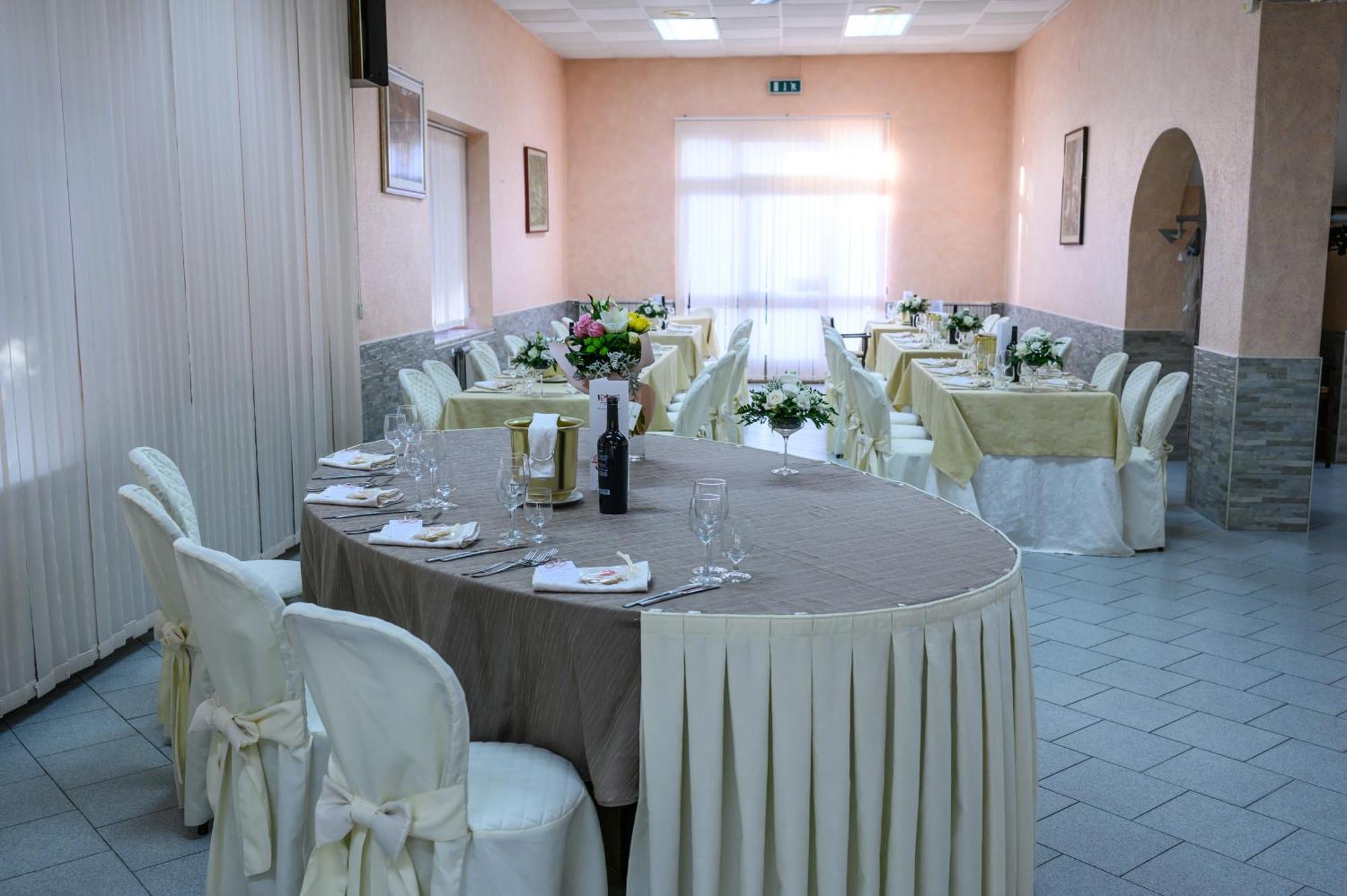 Ristorante Albergo Gerardo Di Masi 카포셀레 외부 사진