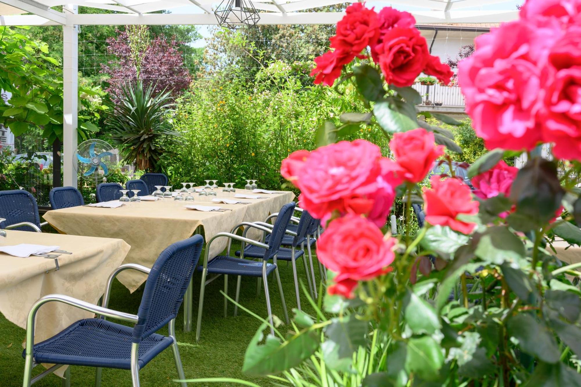 Ristorante Albergo Gerardo Di Masi 카포셀레 외부 사진