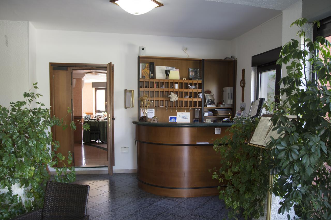 Ristorante Albergo Gerardo Di Masi 카포셀레 외부 사진