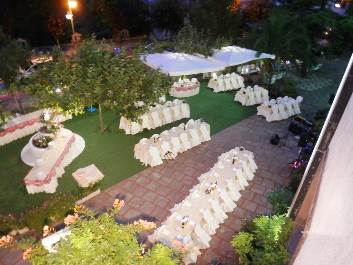 Ristorante Albergo Gerardo Di Masi 카포셀레 외부 사진